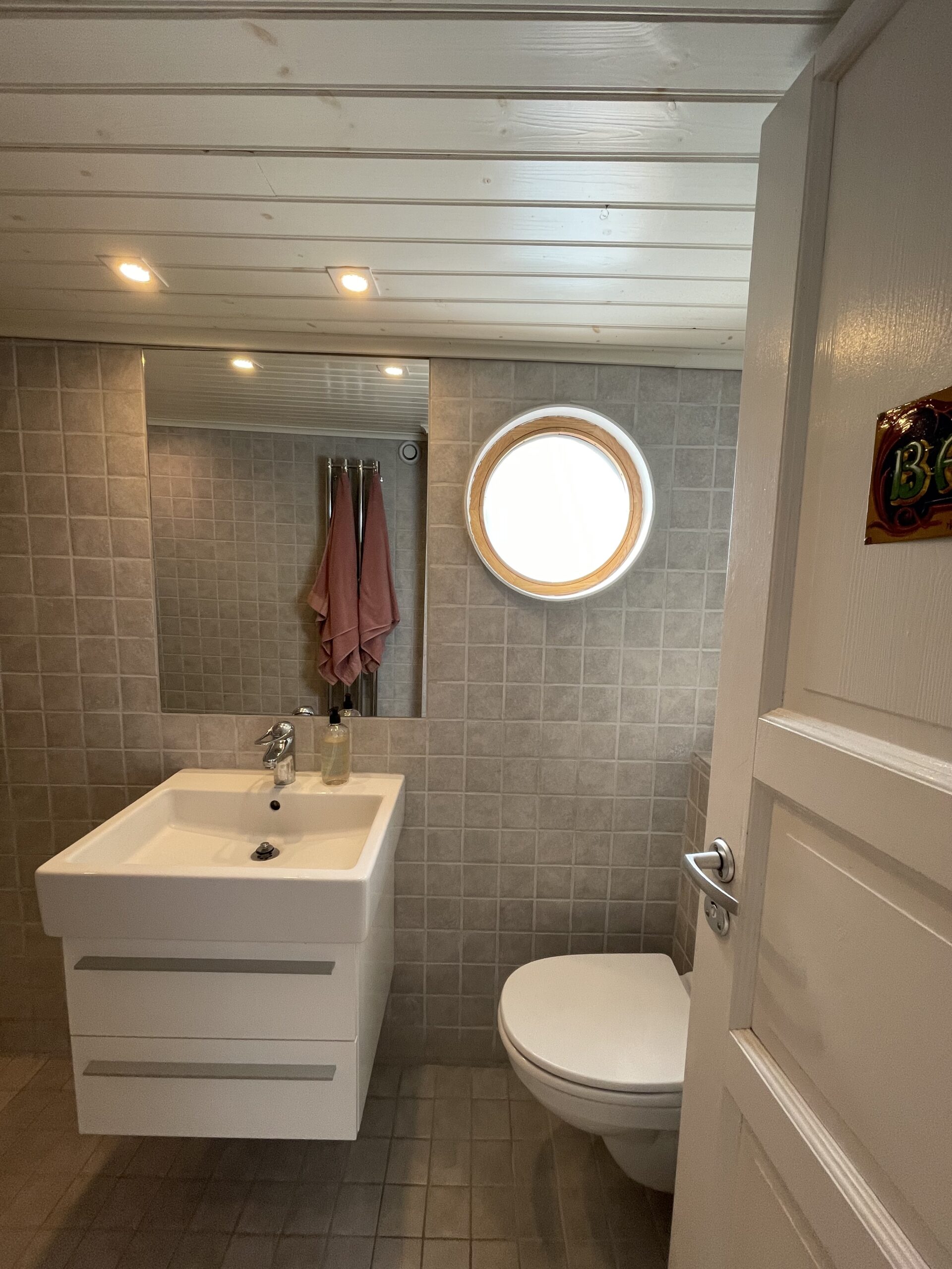 Weather deck Entrance.to bathroom 2jpeg